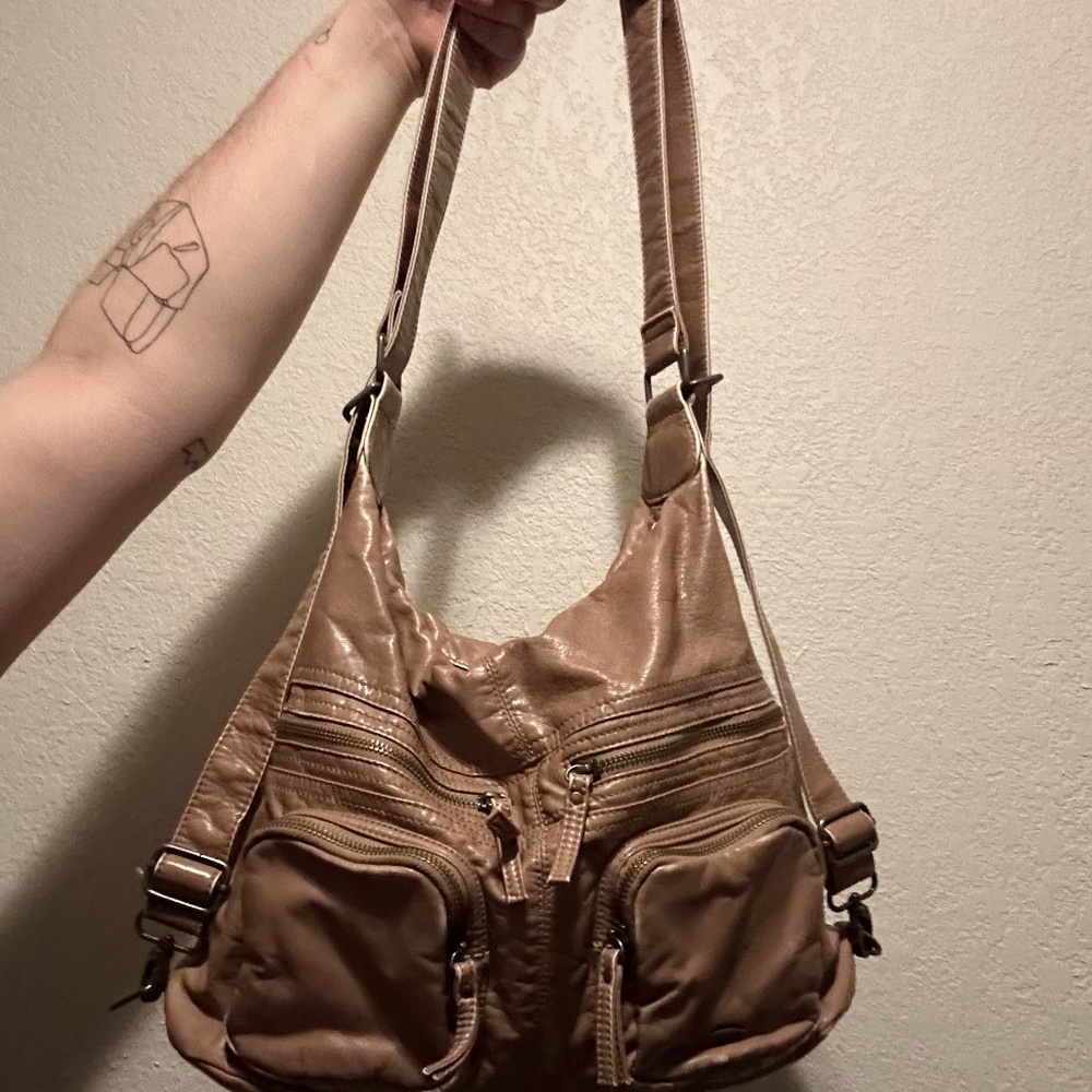 Brown/tan faux leather bag